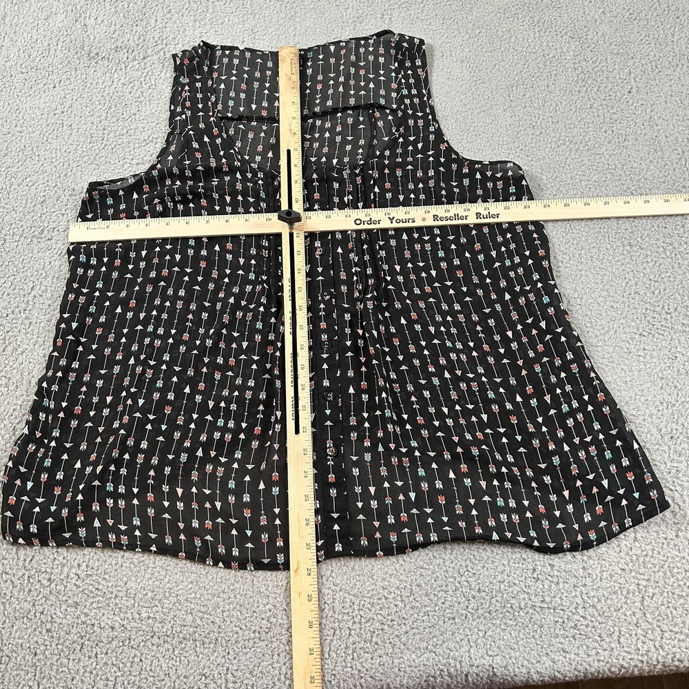 Torrid Shirt Womens 2 Black Arrow Print Sleeveless Sheer Split Back Top - Picture 6 of 15